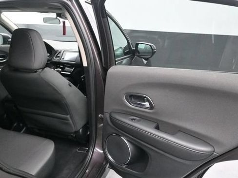 Used 2020 Honda HR-V EX image 11