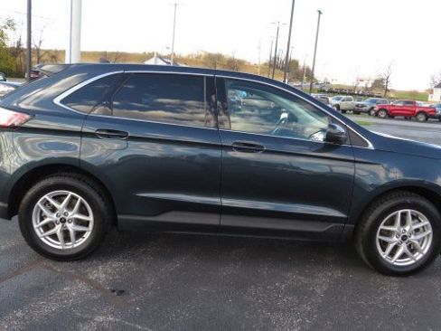 Certified 2024 Ford Edge SEL w/ Convenience Package image 9