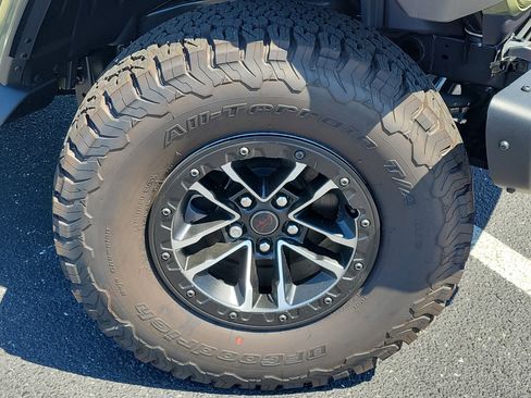 New 2026 Jeep Wrangler Unlimited Rubicon AWD/4WD image 8