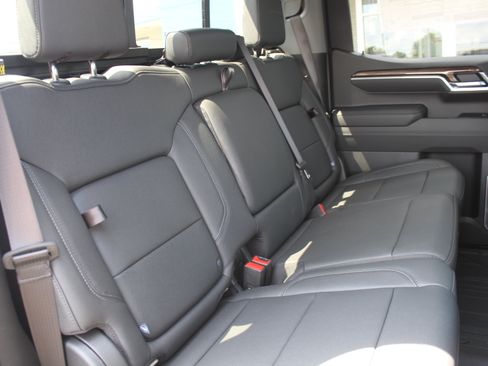 New 2026 Chevrolet Silverado 1500 RST w/ Dark Appearance Package AWD/4WD image 16