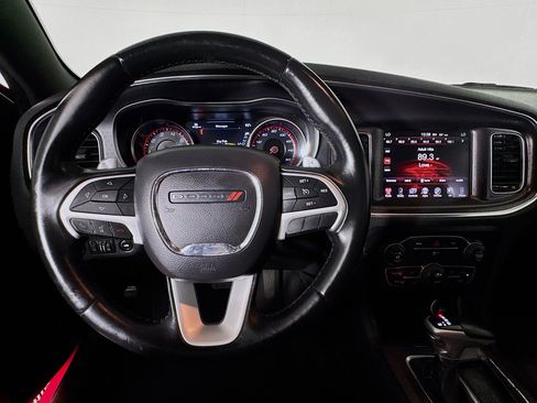 Used 2016 Dodge Charger R/T RWD image 10