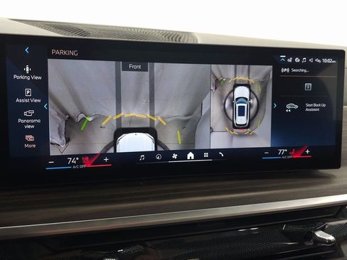 Used 2025 BMW X5 xDrive50e w/ Parking Assistance Package image 33