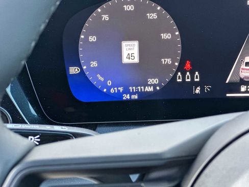 New 2025 Porsche Macan Electric image 27