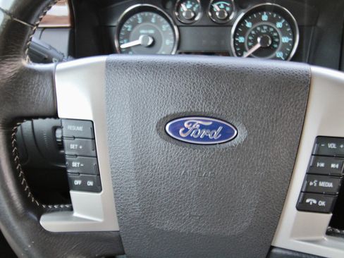 Used 2009 Ford Flex SEL image 20