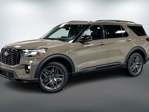 New 2026 Ford Explorer ST-Line w/ ST-Line Street Pack image 2