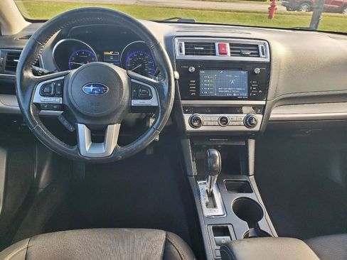 Used 2017 Subaru Legacy 2.5i Premium image 14