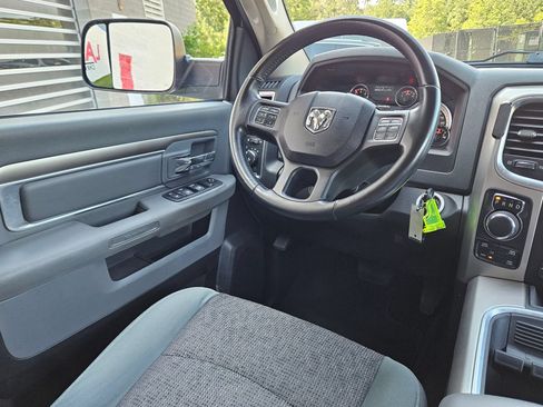Used 2016 RAM 1500 Big Horn AWD/4WD image 9