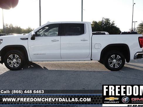 Used 2025 GMC Sierra 1500 SLT image 4