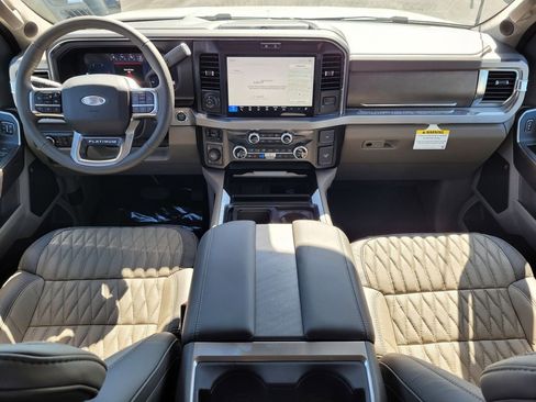 New 2025 Ford F350 Platinum w/ Platinum Plus Package image 31