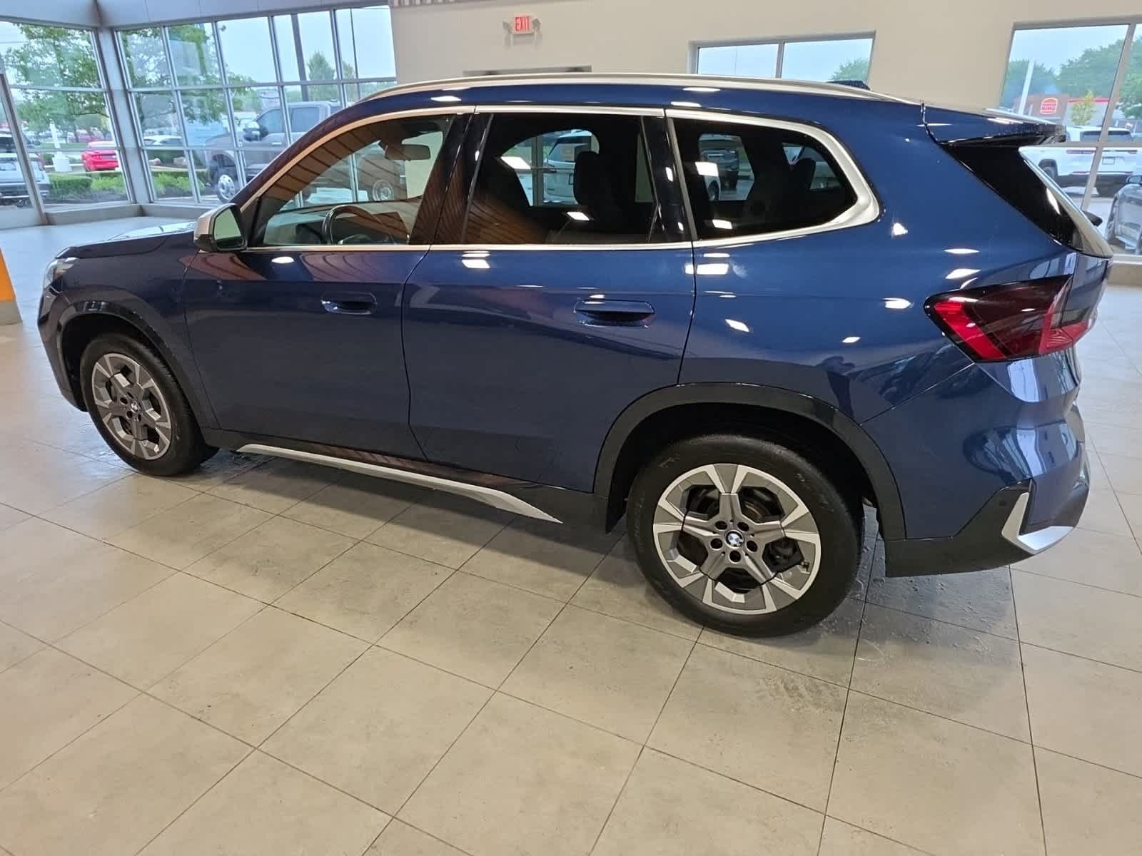 Used 2023 BMW X1 xDrive28i w/ Convenience Package AWD/4WD image 16