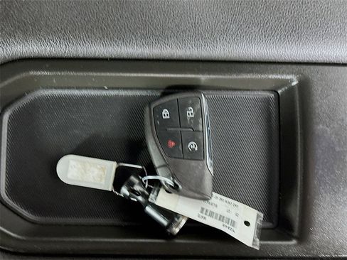 Used 2023 Chevrolet Silverado 1500 Custom Trail Boss image 35