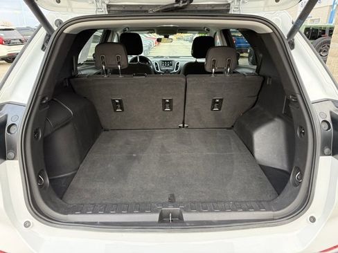 Used 2019 Chevrolet Equinox LT image 10