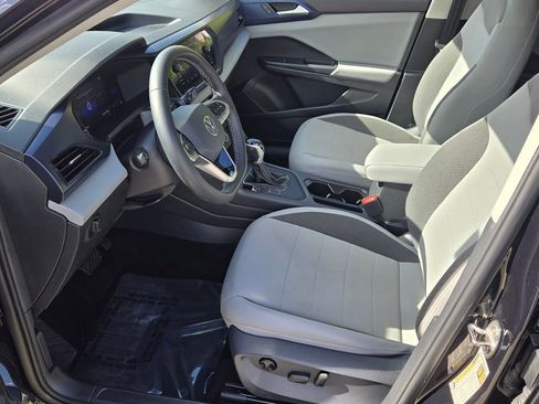 Certified 2022 Volkswagen Taos SE w/ IQ.Drive SE Package FWD image 10