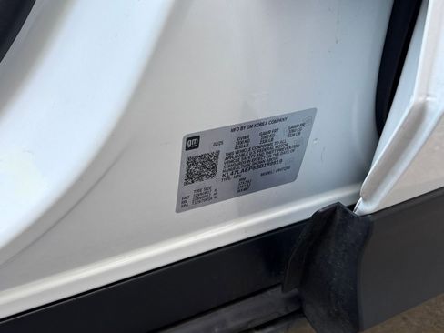 Used 2025 Buick Envista Preferred FWD image 28