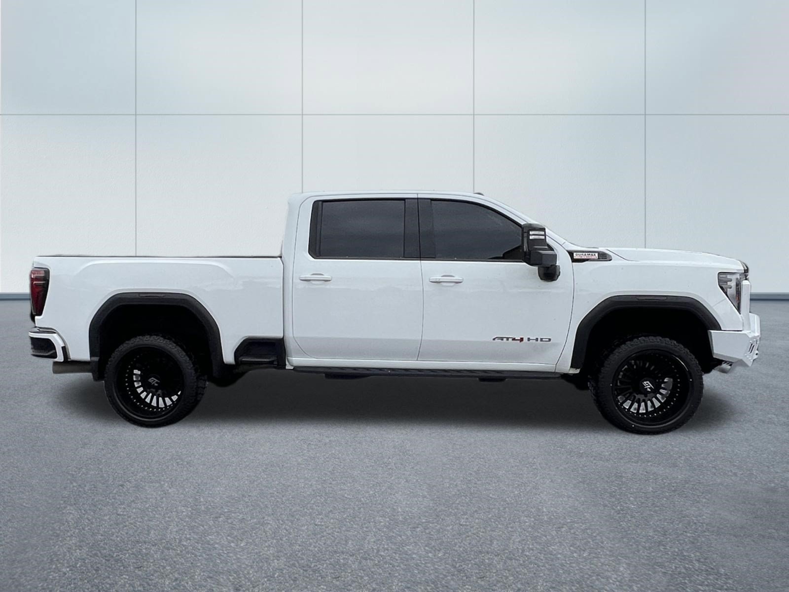 Used 2024 GMC Sierra 3500 AT4 w/ AT4 Premium Plus Package AWD/4WD image 7