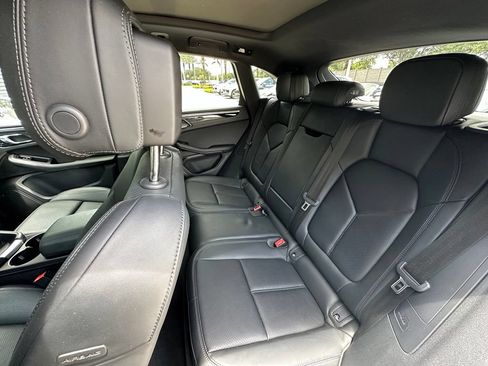 Used 2024 Porsche Macan AWD/4WD image 40