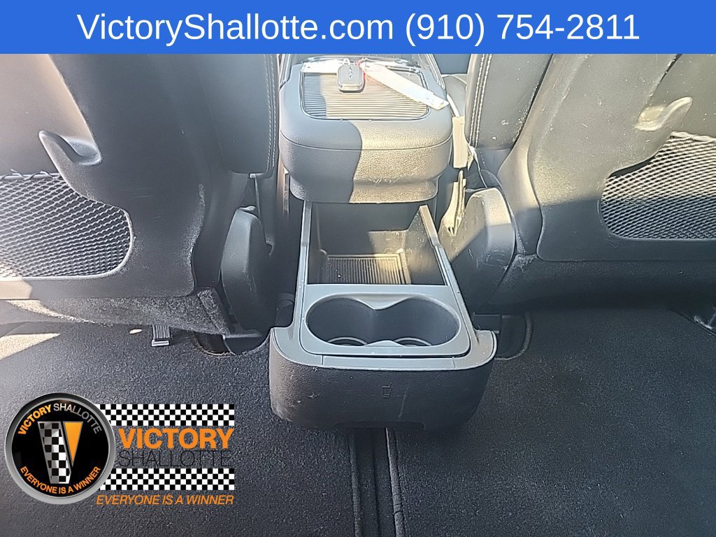 Used 2025 Chrysler Pacifica Limited FWD image 27