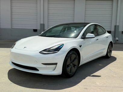 Used 2021 Tesla Model 3 Standard Range Plus
