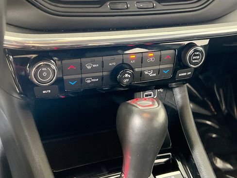 Used 2022 Jeep Compass Limited AWD/4WD image 15