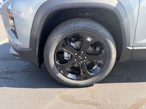 New 2026 Chevrolet Equinox LT w/ Convenience Package II AWD/4WD image 10