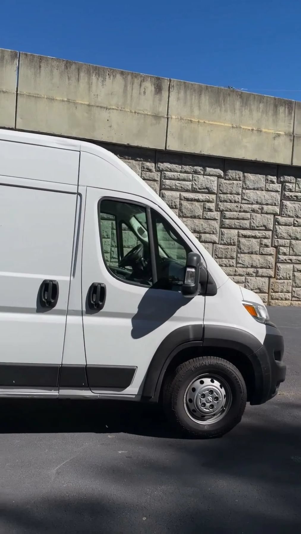 Used 2023 RAM ProMaster 2500 FWD image 38