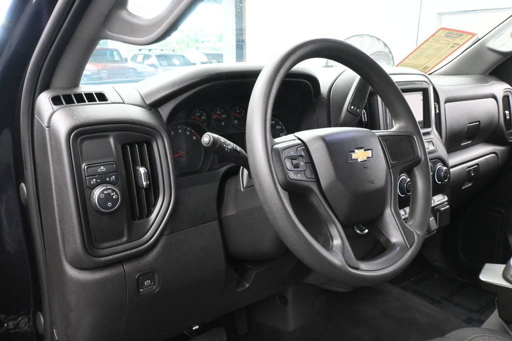 Used 2023 Chevrolet Silverado 1500 Custom RWD image 15