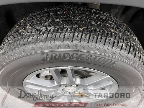 Used 2025 GMC Acadia Elevation FWD image 21