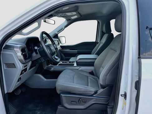 Used 2025 Ford F150 XLT w/ Equipment Group 302A MID RWD image 21