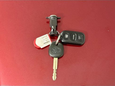 Used 2006 Toyota 4Runner SR5 RWD image 33