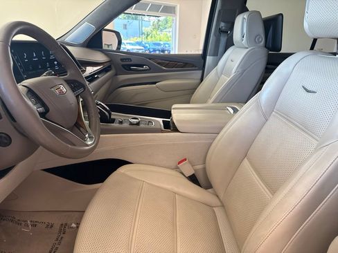 Used 2022 Cadillac Escalade Sport Platinum AWD/4WD image 21