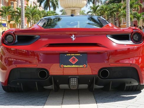 Used 2019 Ferrari 488 GTB RWD image 41