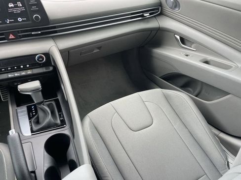 New 2026 Hyundai Elantra Sport image 21