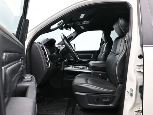Used 2018 RAM 1500 Limited AWD/4WD image 9