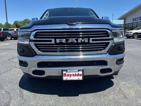Used 2022 RAM 1500 Laramie AWD/4WD image 16