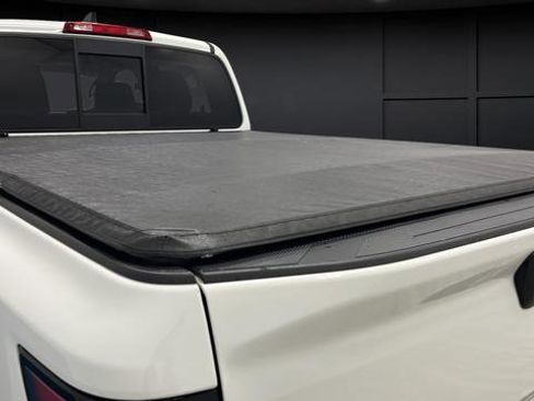 Used 2022 Nissan Frontier SV AWD/4WD image 38