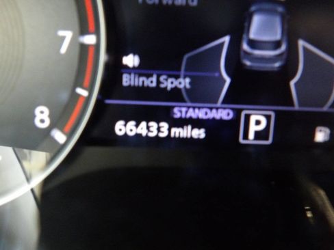 Used 2019 INFINITI QX50 Essential w/ Premium Heat Package image 7