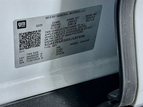 Used 2025 Buick Enclave Preferred image 12