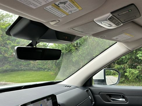 Certified 2024 Nissan Pathfinder SL AWD/4WD image 21