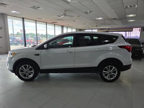 Used 2019 Ford Escape SE AWD/4WD image 4