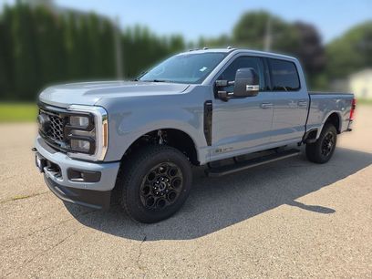 New 2026 Ford F250 Lariat w/ Black Appearance Package