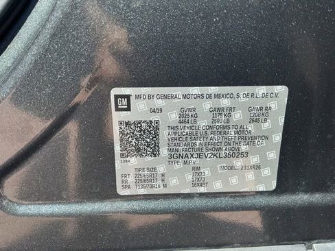 Used 2019 Chevrolet Equinox LT w/ Driver Convenience Package FWD image 24