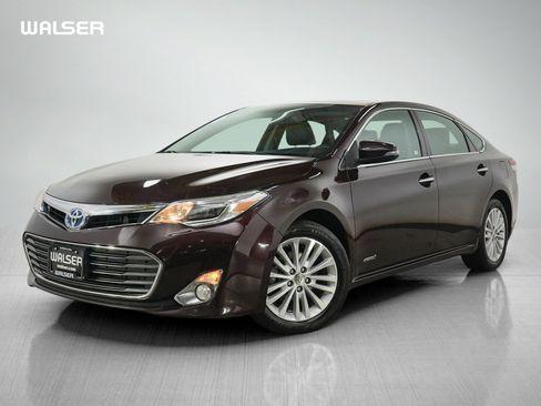 Used 2013 Toyota Avalon XLE Touring FWD image 1