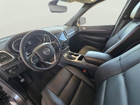 Used 2019 Jeep Grand Cherokee Limited image 53