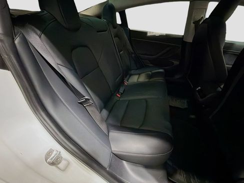 Used 2021 Tesla Model 3 Standard Range Plus RWD image 27