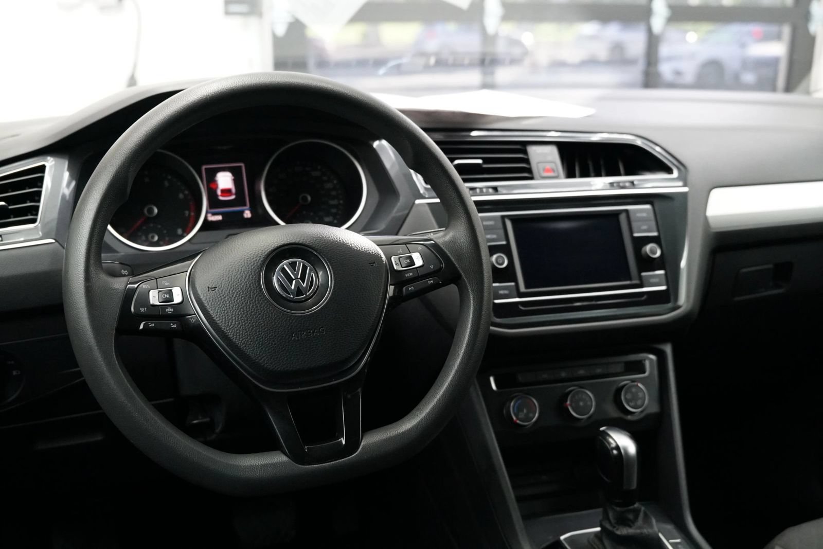 Used 2020 Volkswagen Tiguan S FWD image 13