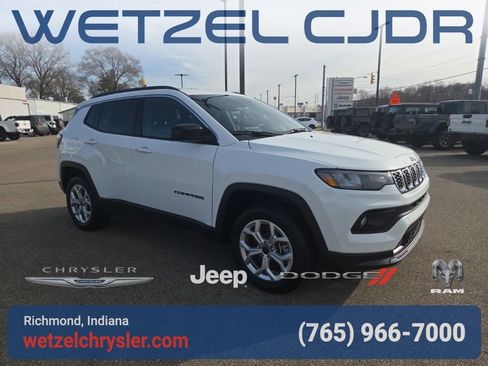 New 2026 Jeep Compass Latitude image 1