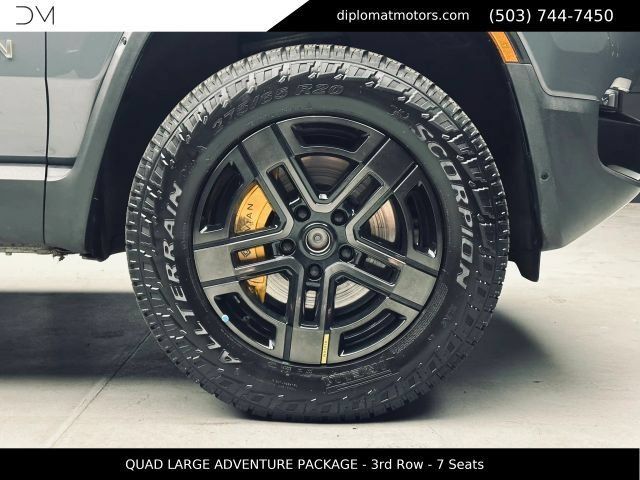Used 2023 Rivian R1S Adventure Quad AWD/4WD image 44