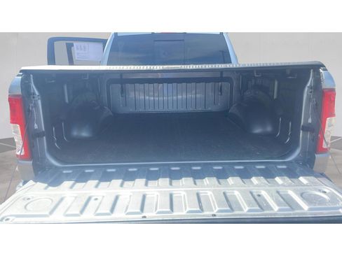 Used 2022 RAM 1500 Big Horn AWD/4WD image 25