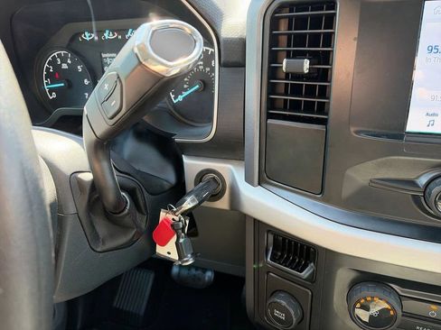 Used 2023 Ford F150 XLT RWD image 21