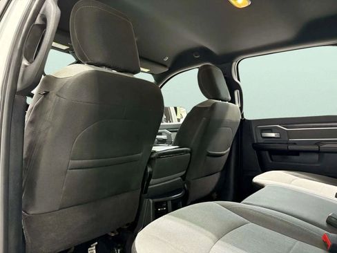 Used 2021 RAM 2500 Big Horn w/ Level 1 Equipment Group image 12